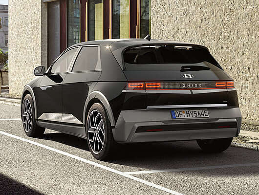 Накладка кришки багажника, колір 