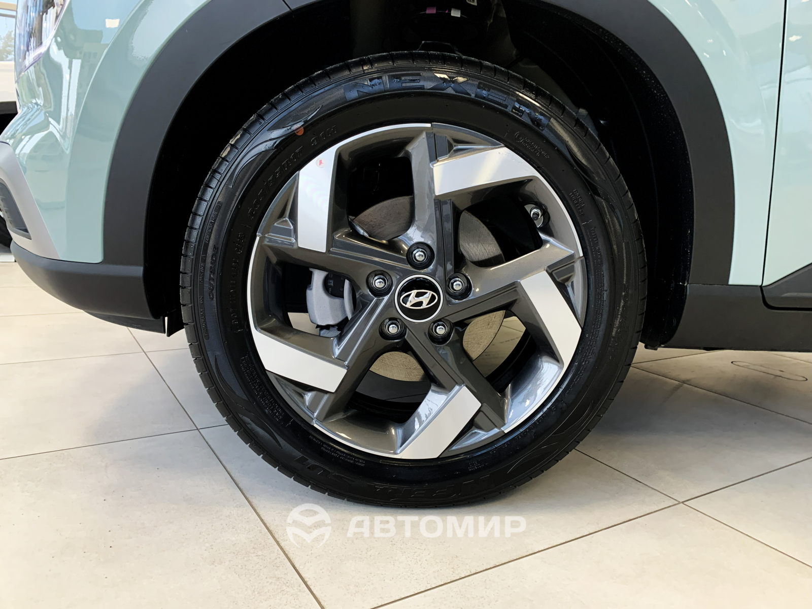 Hyundai VENUE — компактний кросовер | Хюндай Мотор Україна - фото 12