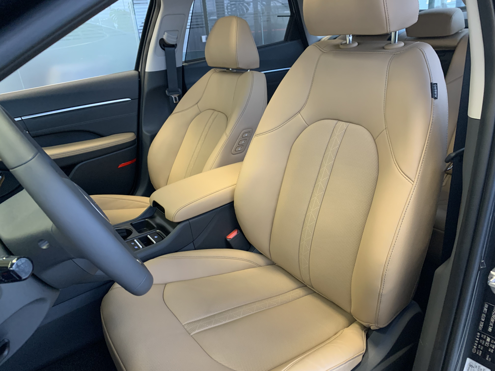 Hyundai SONATA з панорамним дахом | Хюндай Мотор Україна - фото 15