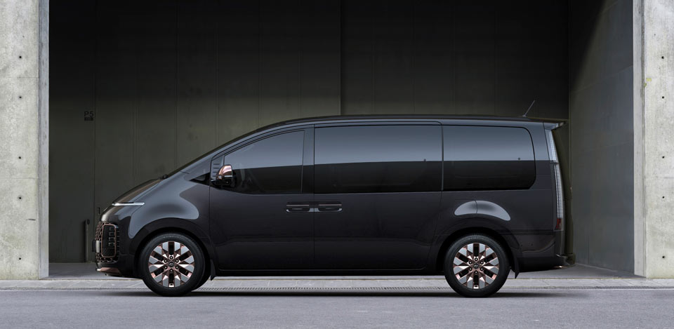 Оголошено комплектації і ціни нового Hyundai STARIA | Хюндай Мотор Україна - фото 6